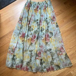 Silk pleat skirt